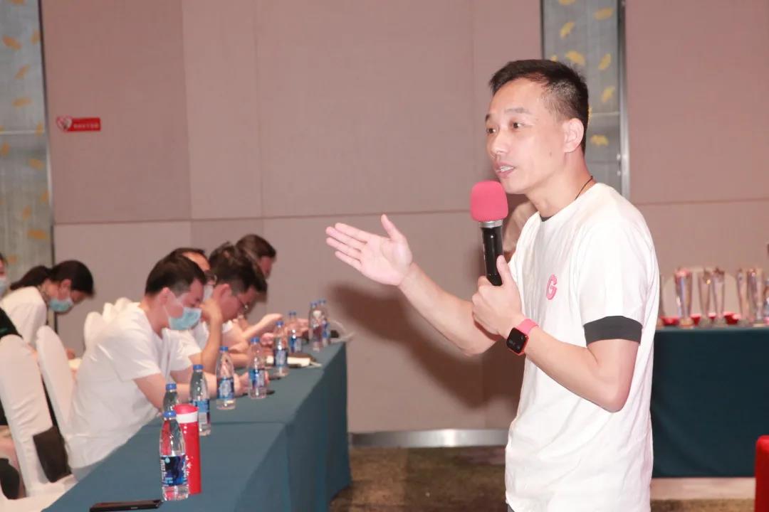 【風(fēng)采】8月員工大會丨乘風(fēng)破浪潮頭立，揚帆起航正當(dāng)時！